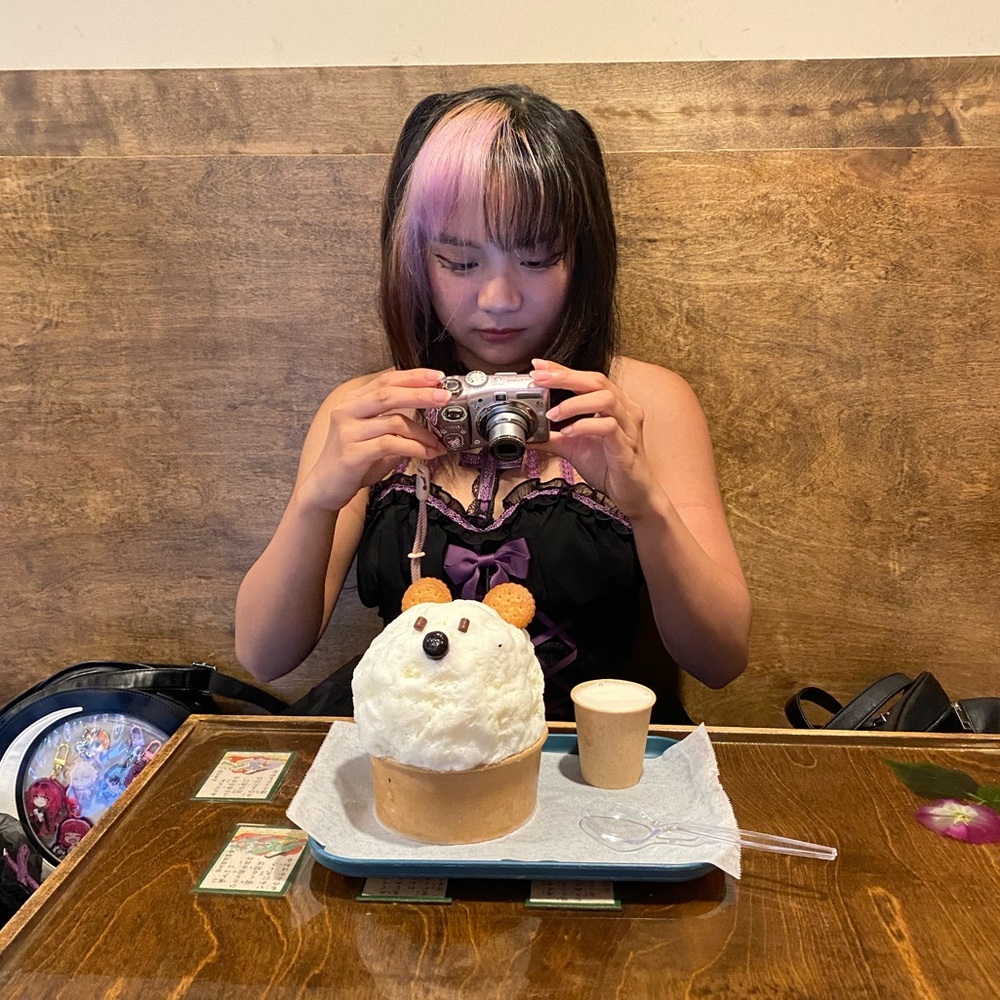 Meet your Posher, Beanca